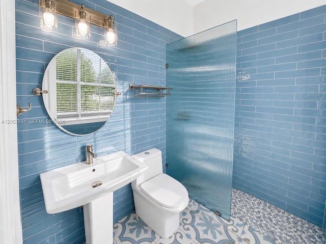 3025 Indian Creek Dr 316 316, Miami Beach, FL 33140