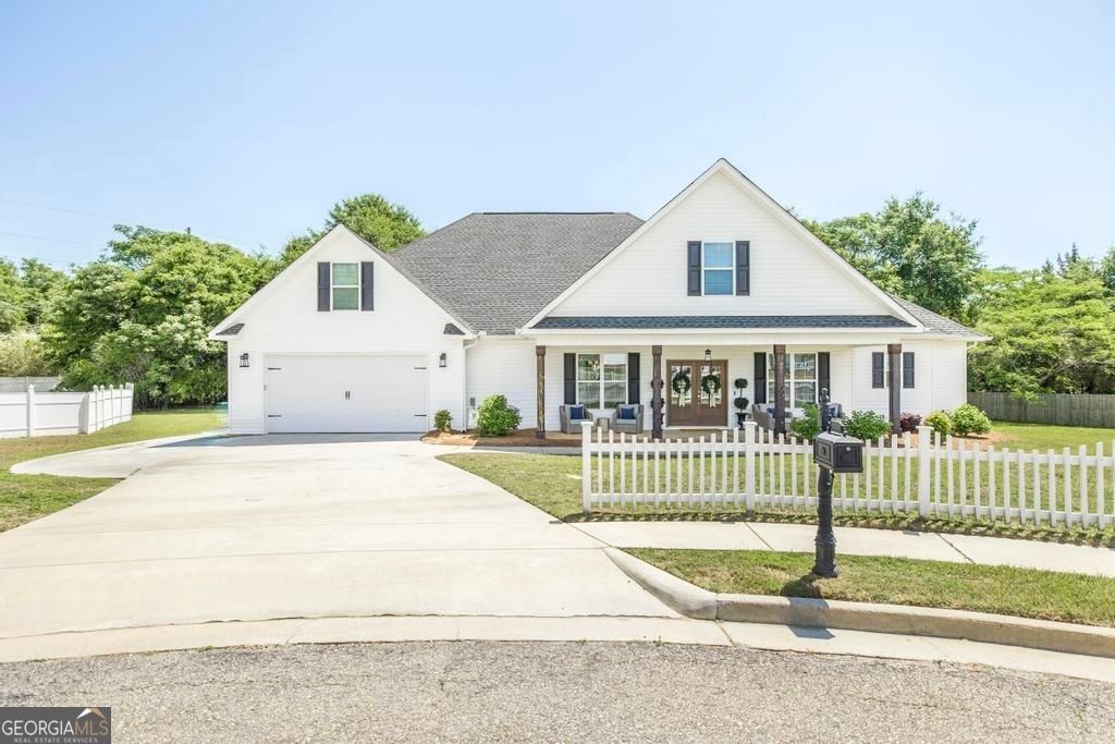 213 Silk Tree Trace, Kathleen, GA 31047