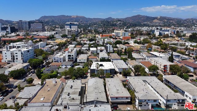 5741 Virginia Avenue, Los Angeles, CA 90038