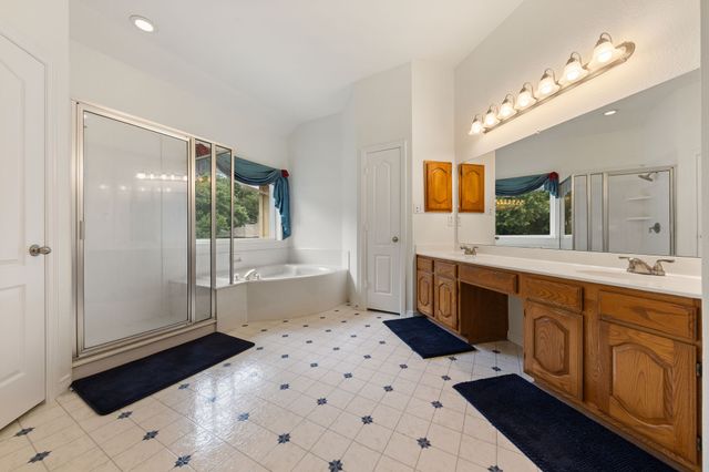 716 Mockingbird Court, Crowley, TX 76036