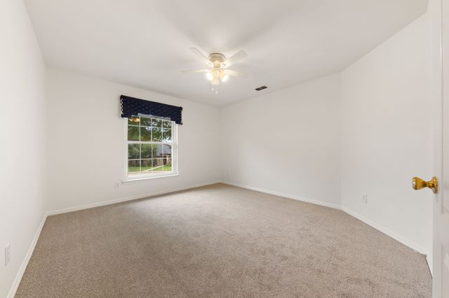 716 Mockingbird Court, Crowley, TX 76036