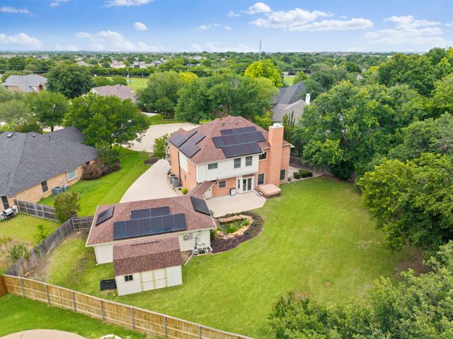 716 Mockingbird Court, Crowley, TX 76036