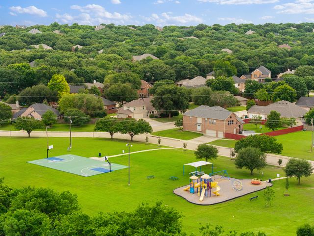 716 Mockingbird Court, Crowley, TX 76036