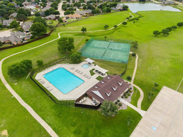 716 Mockingbird Court, Crowley, TX 76036