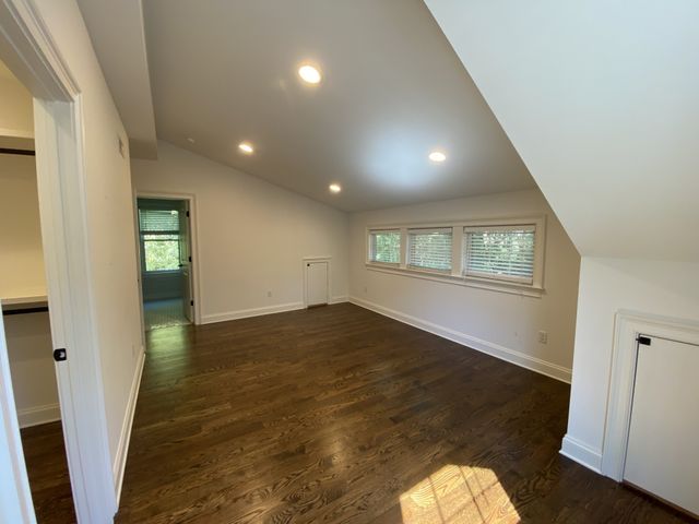 2702 Sharondale Ct, Nashville, TN 37215