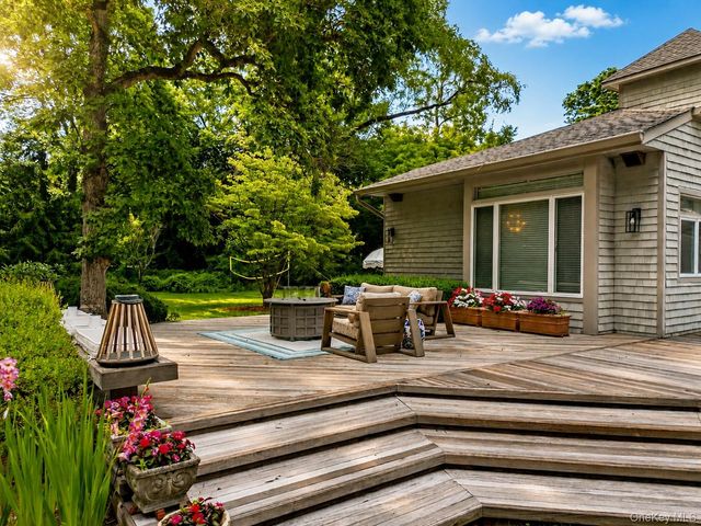 24 Winding Lane, Upper Brookville, NY 11545