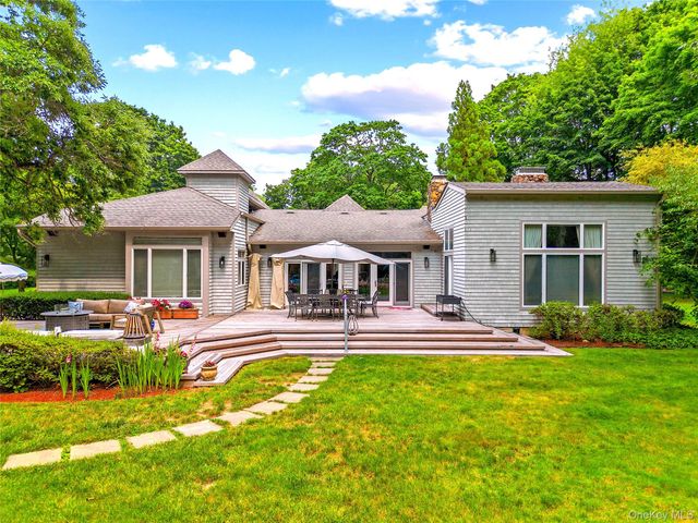 24 Winding Lane, Upper Brookville, NY 11545