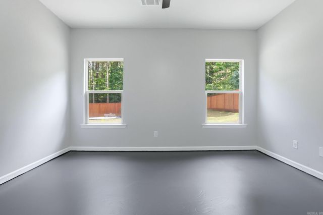 1009 Katy Ln, Alexander, AR 72002