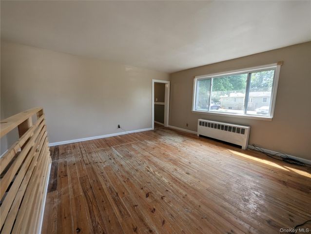 122 Castle High Road, Middletown, NY 10940