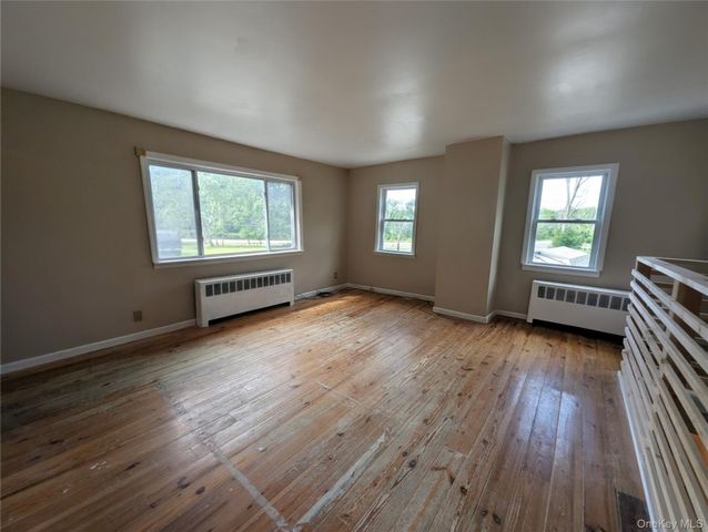 122 Castle High Road, Middletown, NY 10940