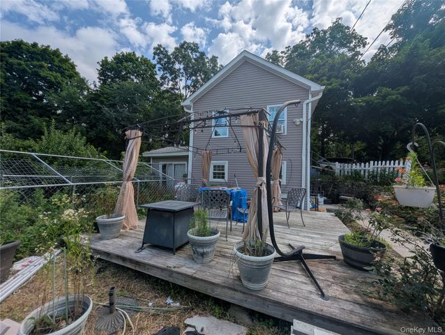 122 Castle High Road, Middletown, NY 10940
