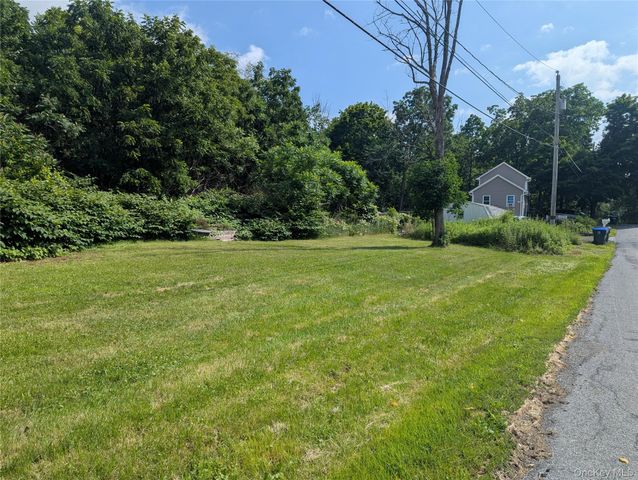 122 Castle High Road, Middletown, NY 10940