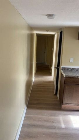 24 Newbury St 2, Worcester, MA 01609