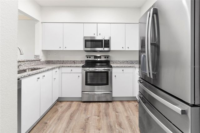3731 SARASOTA SQUARE BOULEVARD 309E, Sarasota, FL 34238