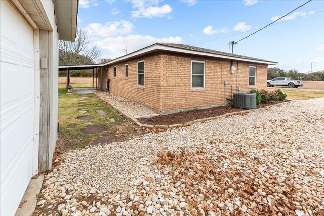 179 Hcr 2116, Whitney, TX 76692