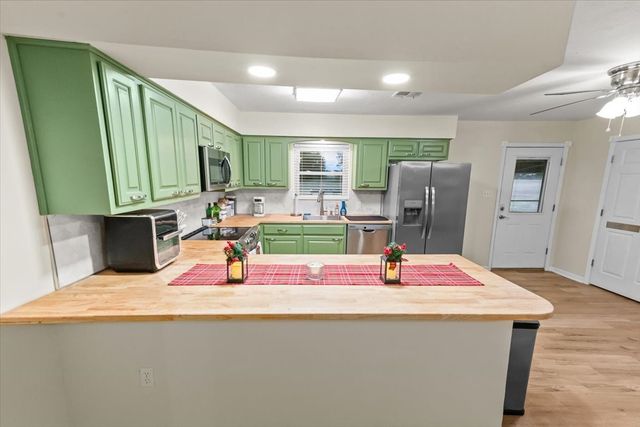 179 Hcr 2116, Whitney, TX 76692