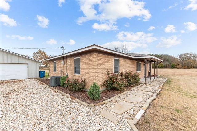 179 Hcr 2116, Whitney, TX 76692