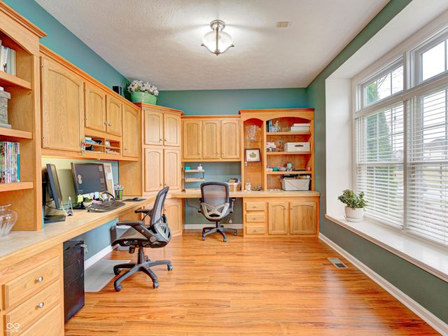 1347 Fir Lane, Avon, IN 46123