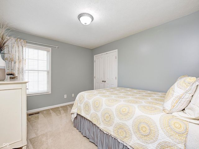 1347 Fir Lane, Avon, IN 46123