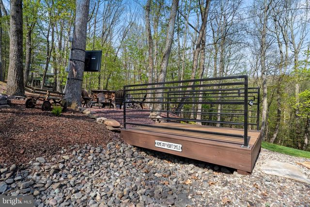 175 DEER TRL DR, Saylorsburg, PA 18353
