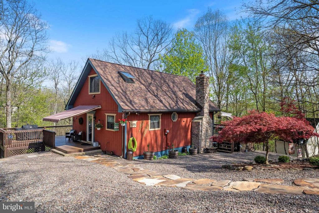 175 DEER TRL DR, Saylorsburg, PA 18353