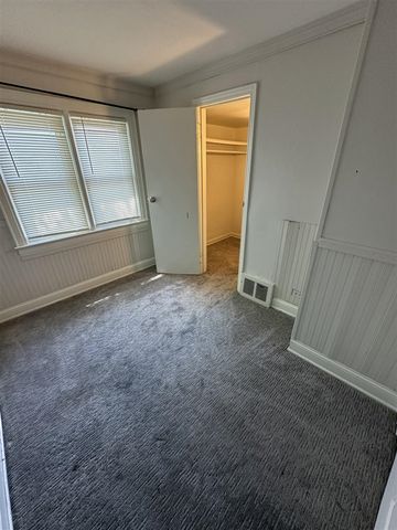 6453 W Point Street, Taylor, MI 48180