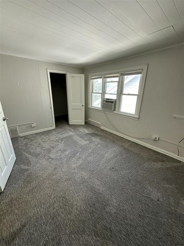 6453 W Point Street, Taylor, MI 48180