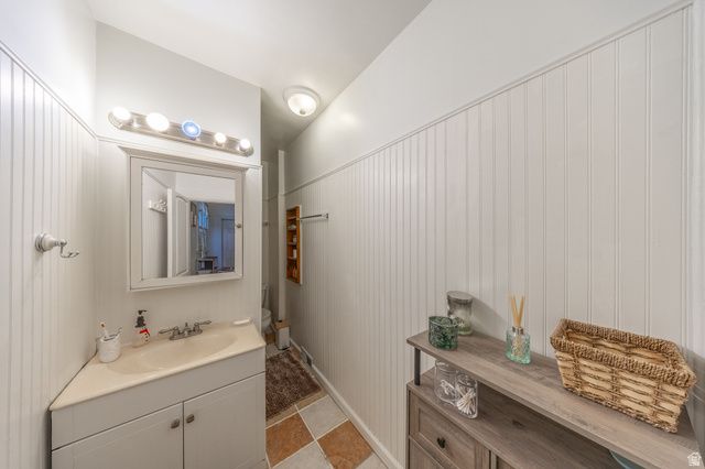 4911 S CENTER ST, Murray, UT 84107