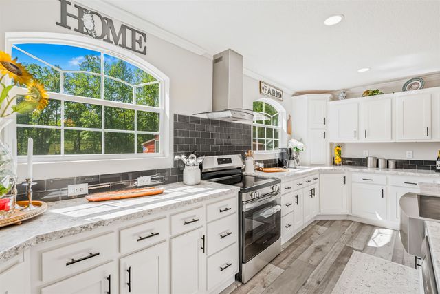 815 Sheila Dr., Johnsonville, SC 29555