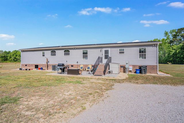 815 Sheila Dr., Johnsonville, SC 29555