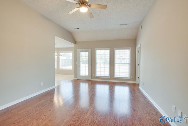 530 Wade Road, Owens Cross Roads, AL 35763