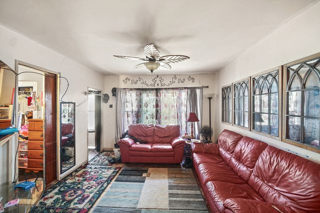 9620 S Exchange Avenue, Chicago, IL 60617