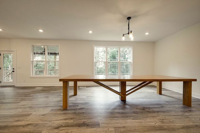 420 Stonemeadow Rd, Clarksville, TN 37043