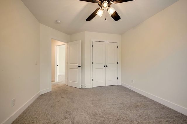 420 Stonemeadow Rd, Clarksville, TN 37043