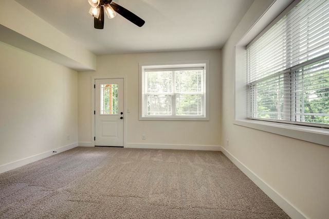 420 Stonemeadow Rd, Clarksville, TN 37043
