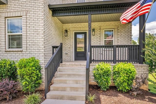 420 Stonemeadow Rd, Clarksville, TN 37043