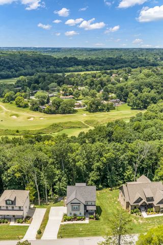 420 Stonemeadow Rd, Clarksville, TN 37043