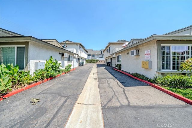 18281 Plaza Way, Tustin, CA 92780
