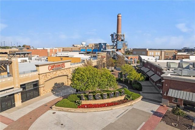 5301 N 104th Street, Kansas City, KS 66109