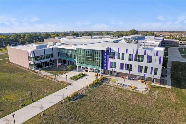 5301 N 104th Street, Kansas City, KS 66109