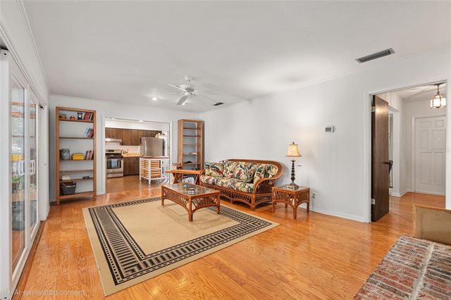 3859 NW 32ND PL, Gainesville, FL 32606
