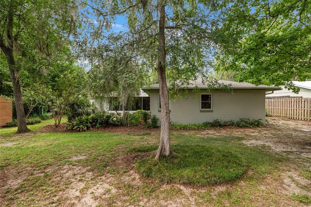 3859 NW 32ND PL, Gainesville, FL 32606