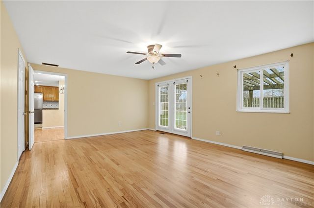 2324 Belloak Drive, Dayton, OH 45440