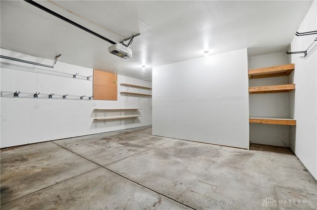 2324 Belloak Drive, Dayton, OH 45440