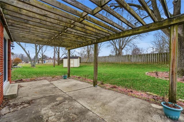 2324 Belloak Drive, Dayton, OH 45440