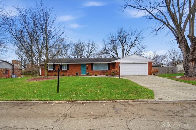 2324 Belloak Drive, Dayton, OH 45440