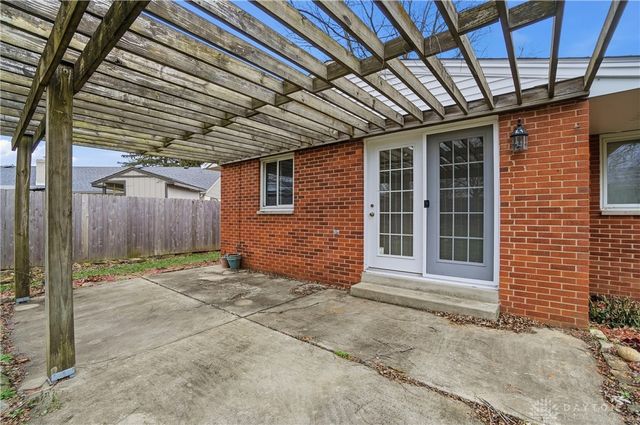 2324 Belloak Drive, Dayton, OH 45440