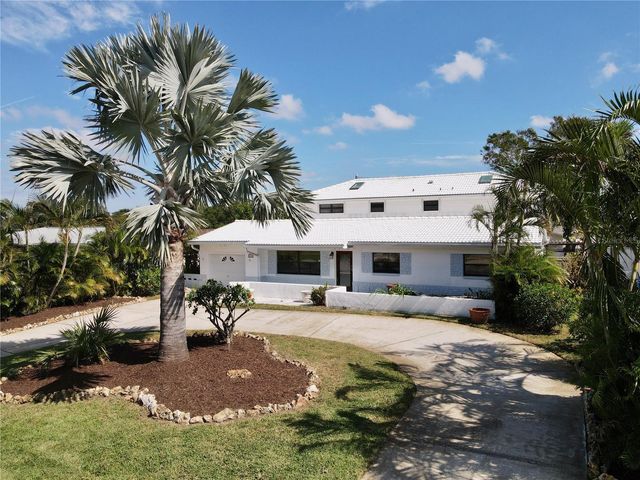 2945 68TH STREET N, St Petersburg, FL 33710