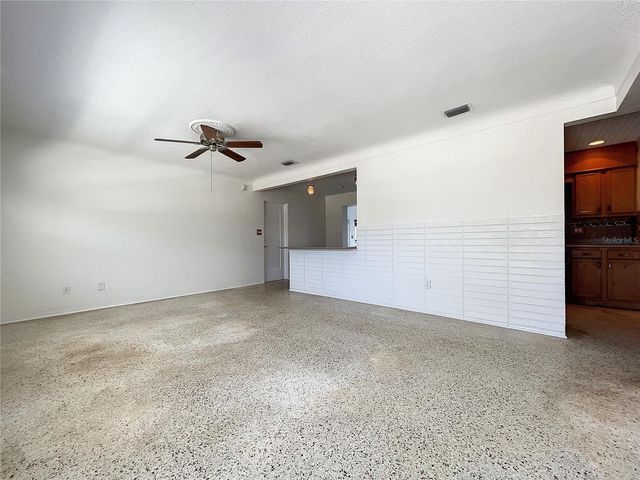 2945 68TH STREET N, St Petersburg, FL 33710