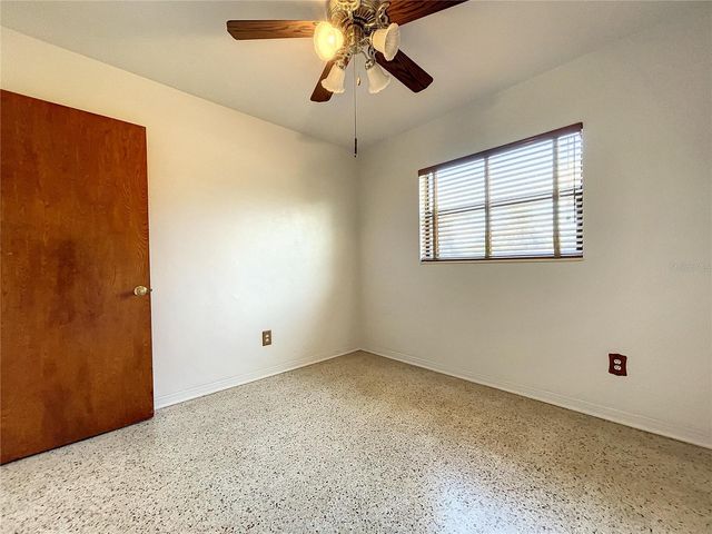 2945 68TH STREET N, St Petersburg, FL 33710